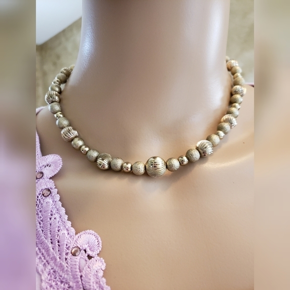 Studio M Jewelry - Studio M Necklace gorgeous tan & light golden tones 8" to 10"L New